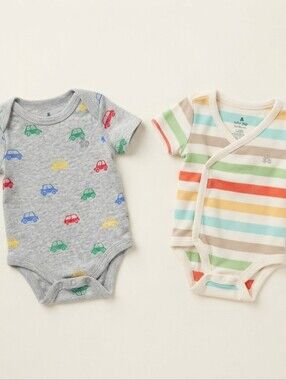 GAP 3-6M Kids Bodysuits - Gray with Cars and Multicolor Stripes